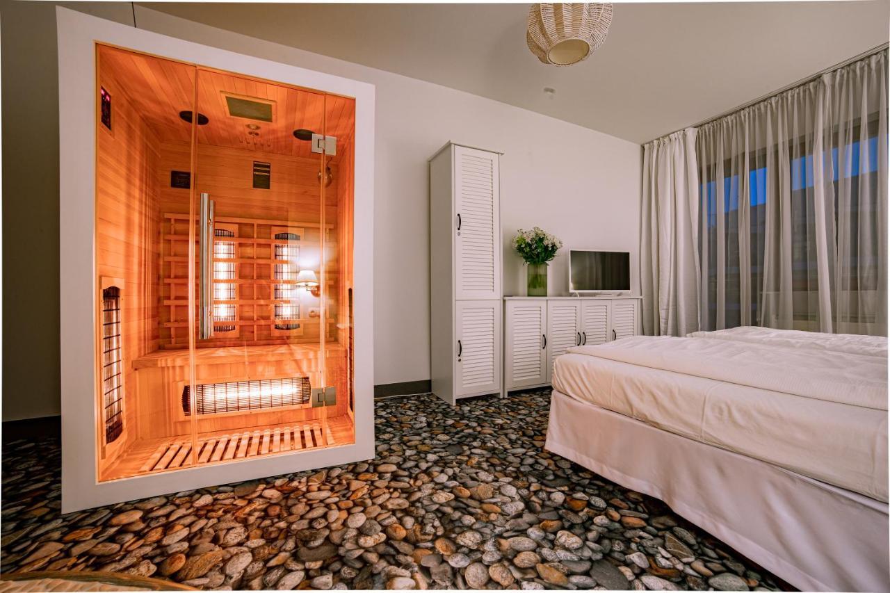 Apartament rodzinny Beach SAUNA&JACUZZI Arka Medical Spa Kołobrzeg Zewnętrze zdjęcie